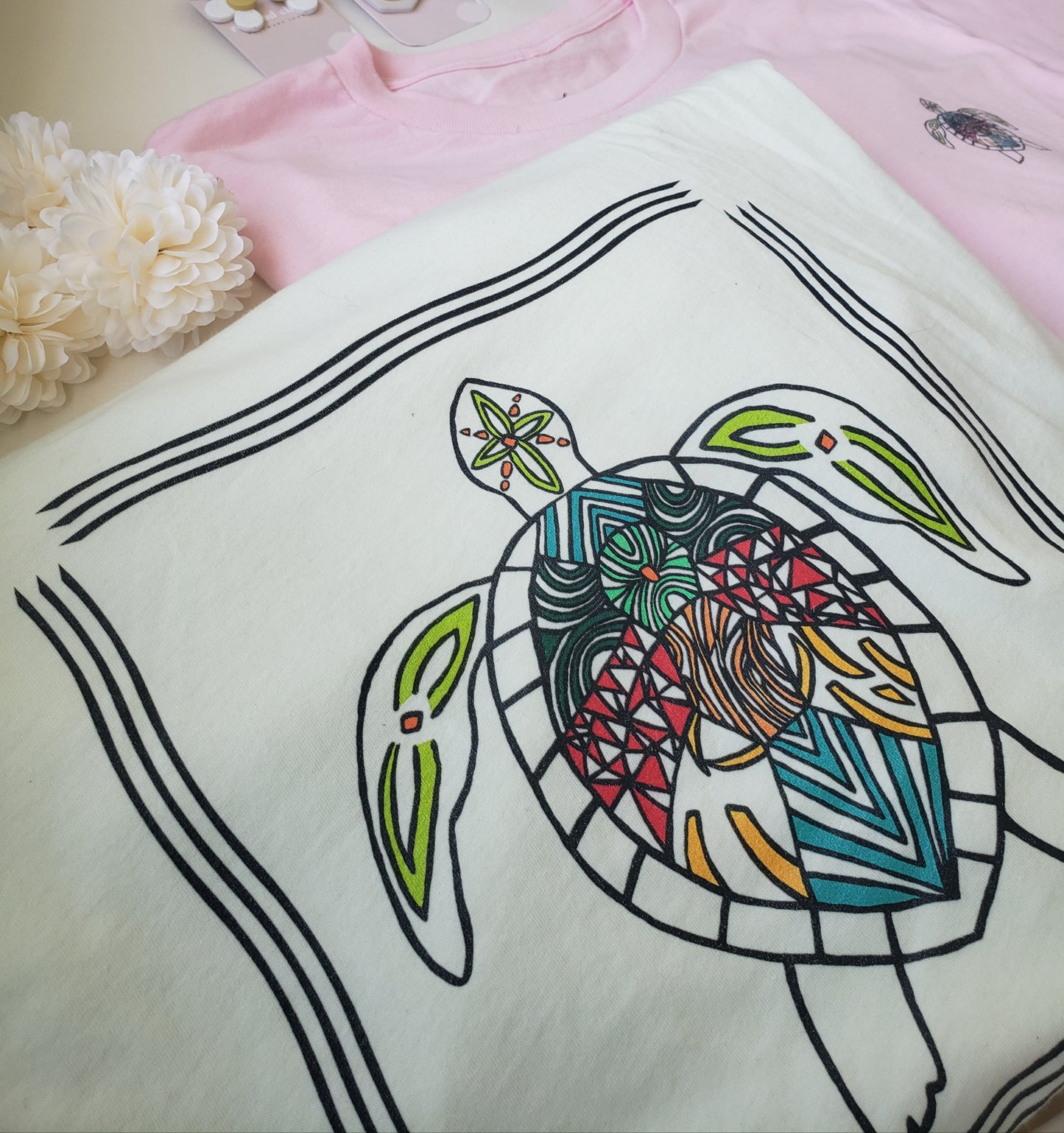 Sea Turtle t-shirt (unisex sizing)